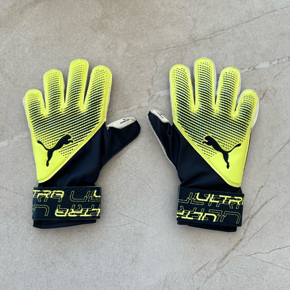 Puma Ultra Match Protect RC Goalkeeper Gloves - Youth Size 5 (Unisex) Soccer